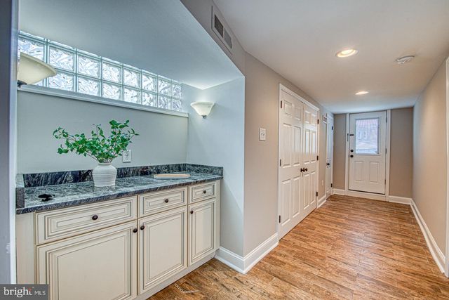 786 HILL RD, Philadelphia, PA 19128