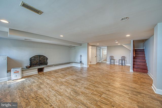 786 HILL RD, Philadelphia, PA 19128