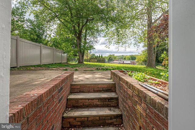 786 HILL RD, Philadelphia, PA 19128