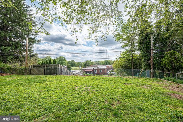 786 HILL RD, Philadelphia, PA 19128