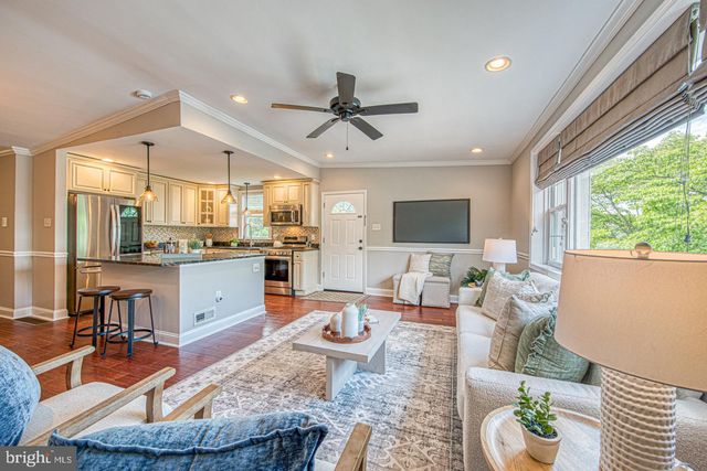 786 HILL RD, Philadelphia, PA 19128