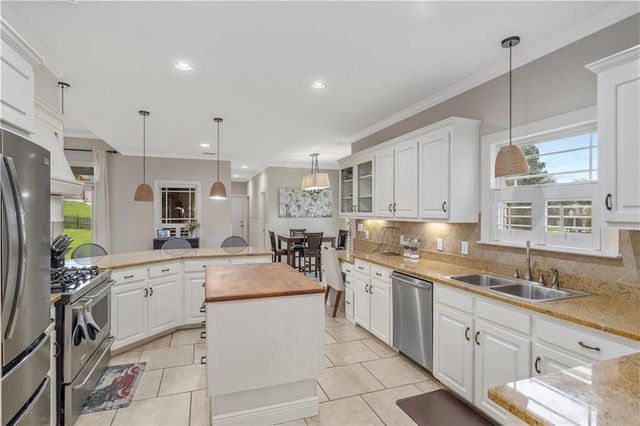 33781 Boardwalk Drive, Spanish Fort, AL 36527