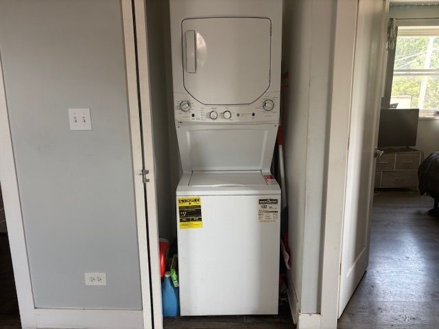 5637 W 63rd Street CH-2, Chicago, IL 60638