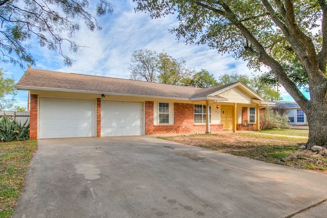 2946 Cumberland Dr, San Angelo, TX 76904