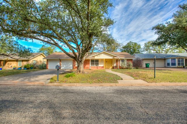 2946 Cumberland Dr, San Angelo, TX 76904