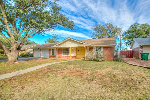 2946 Cumberland Dr, San Angelo, TX 76904