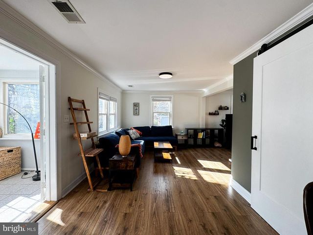 10712 WARWICK AVE, Fairfax, VA 22030