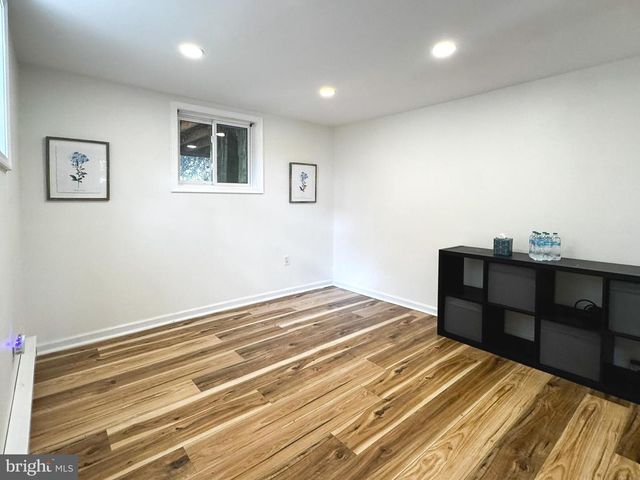 10712 WARWICK AVE, Fairfax, VA 22030