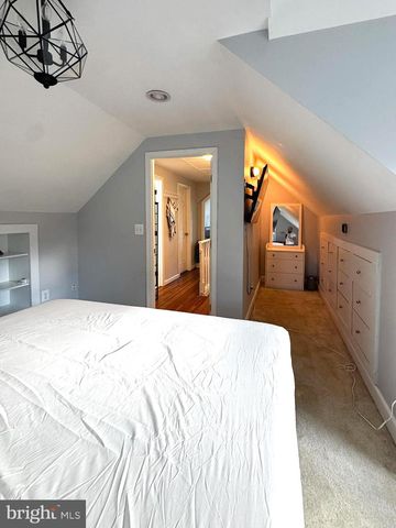 10712 WARWICK AVE, Fairfax, VA 22030