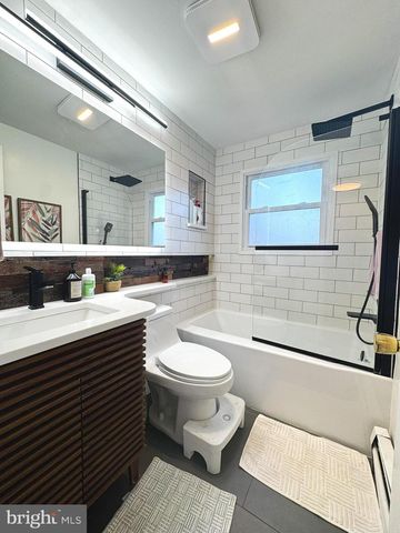 10712 WARWICK AVE, Fairfax, VA 22030