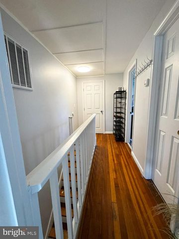 10712 WARWICK AVE, Fairfax, VA 22030