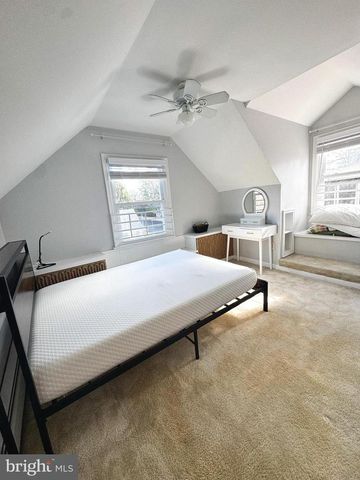 10712 WARWICK AVE, Fairfax, VA 22030