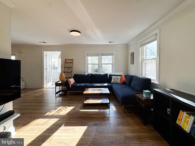 10712 WARWICK AVE, Fairfax, VA 22030