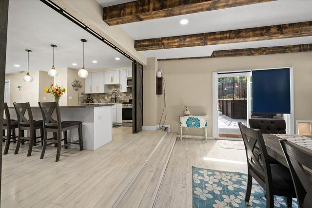 4243 Glenridge Dr, Carmichael, CA 95608
