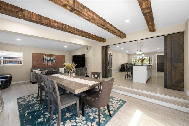 4243 Glenridge Dr, Carmichael, CA 95608