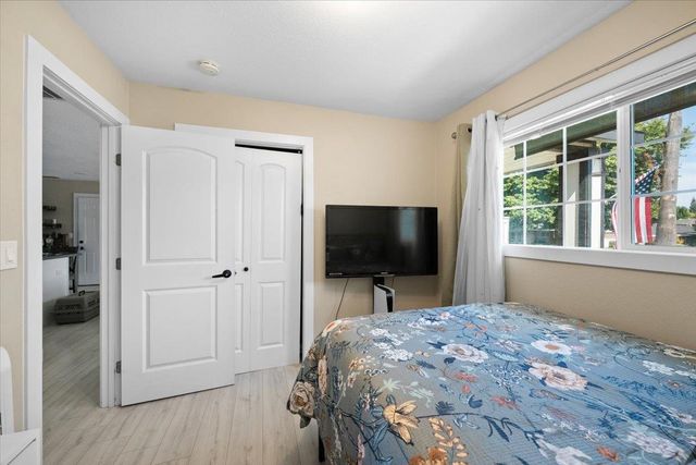 4243 Glenridge Dr, Carmichael, CA 95608