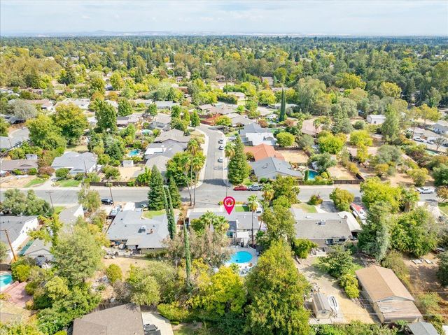4243 Glenridge Dr, Carmichael, CA 95608