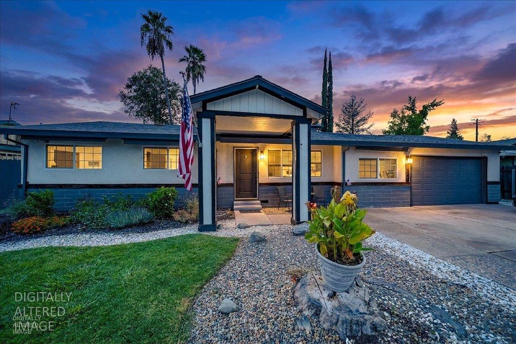 4243 Glenridge Dr, Carmichael, CA 95608