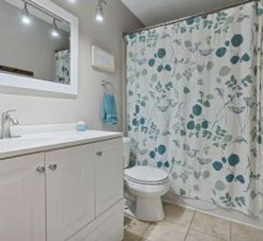 1025 105th Avenue NW, Coon Rapids, MN 55433