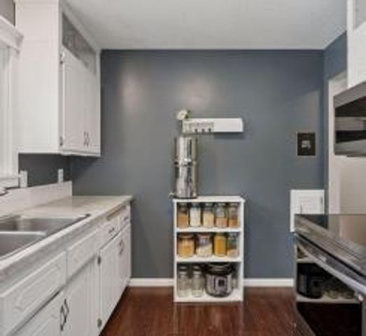 1025 105th Avenue NW, Coon Rapids, MN 55433