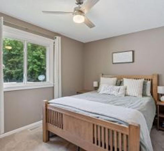 1025 105th Avenue NW, Coon Rapids, MN 55433