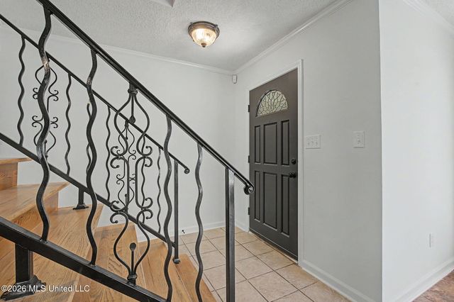 7140 Amberwood Drive, Olive Branch, MS 38654