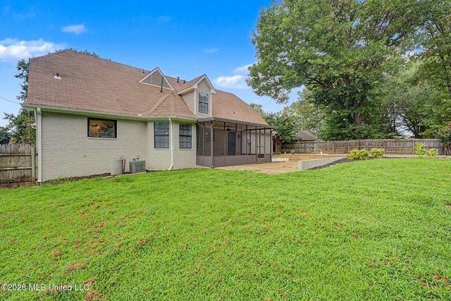 7140 Amberwood Drive, Olive Branch, MS 38654