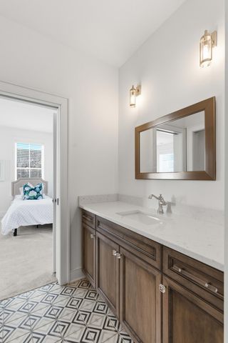 2008 Ironstone Aly, Charleston, SC 29407