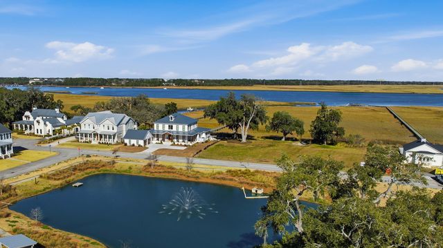 2008 Ironstone Aly, Charleston, SC 29407