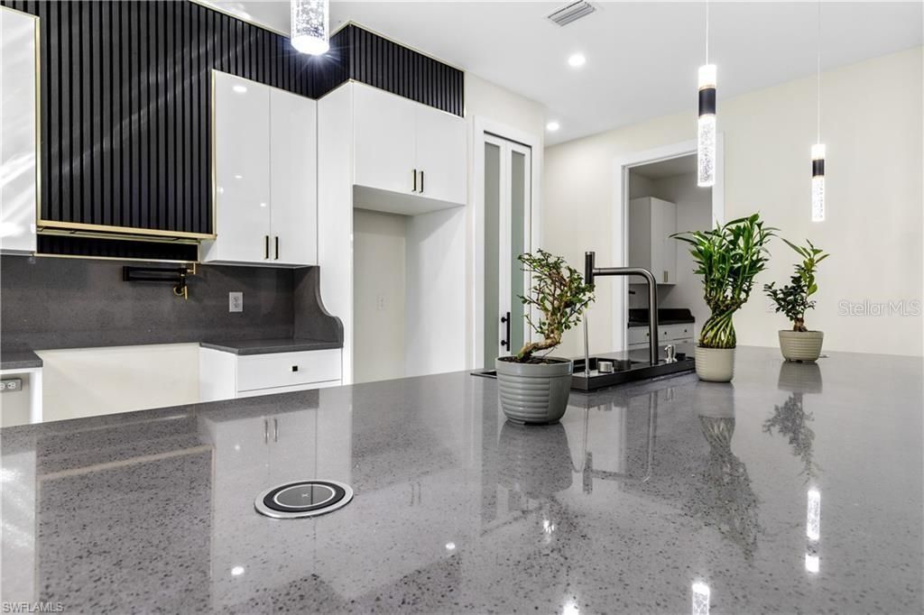 Image 15 of property listing at 26049 CUNEO ROAD, Punta Gorda, FL 33955