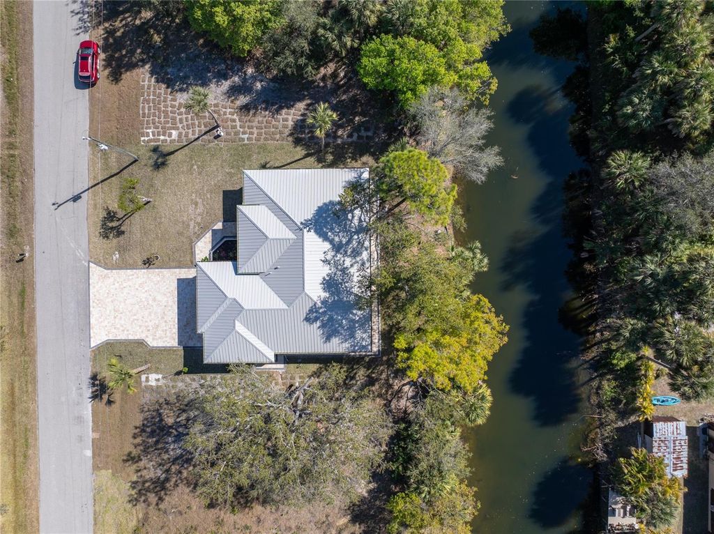 Image 5 of property listing at 26049 CUNEO ROAD, Punta Gorda, FL 33955