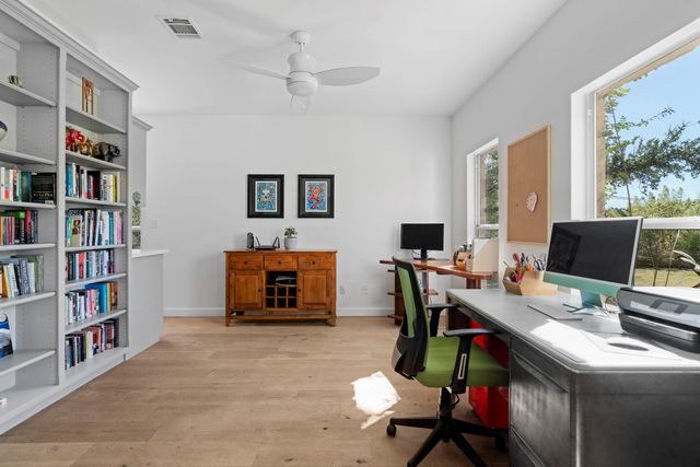 5111 Great Divide DR, Bee Cave, TX 78738