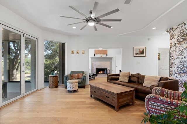 5111 Great Divide DR, Bee Cave, TX 78738