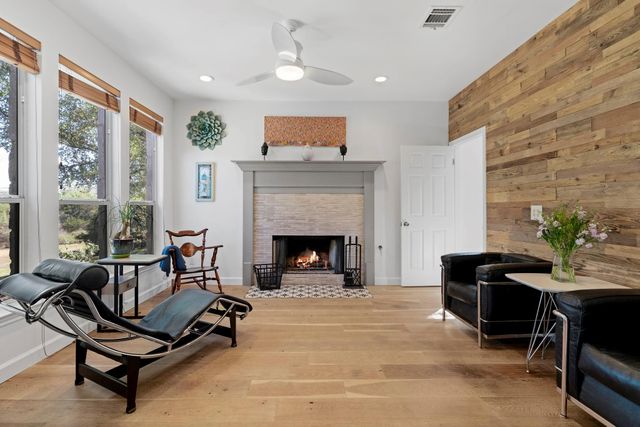 5111 Great Divide DR, Bee Cave, TX 78738