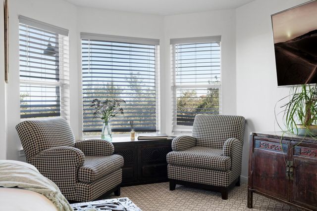 5111 Great Divide DR, Bee Cave, TX 78738