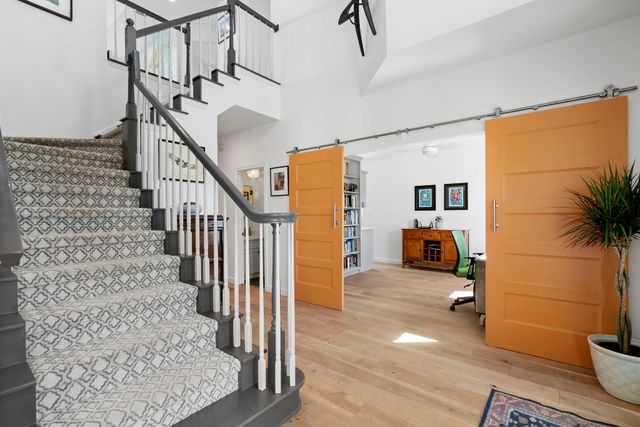 5111 Great Divide DR, Bee Cave, TX 78738