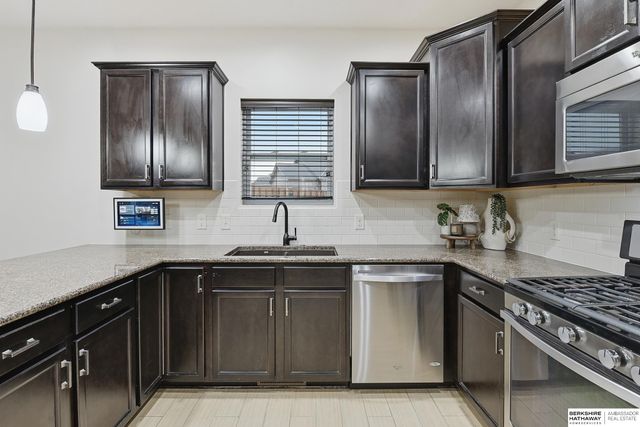 17204 Samantha Road, Gretna, NE 68028