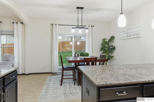 17204 Samantha Road, Gretna, NE 68028