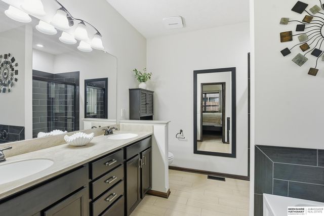 17204 Samantha Road, Gretna, NE 68028