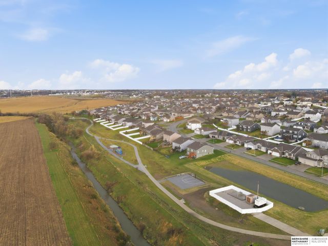 17204 Samantha Road, Gretna, NE 68028