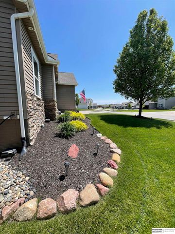 17204 Samantha Road, Gretna, NE 68028