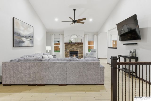 17204 Samantha Road, Gretna, NE 68028