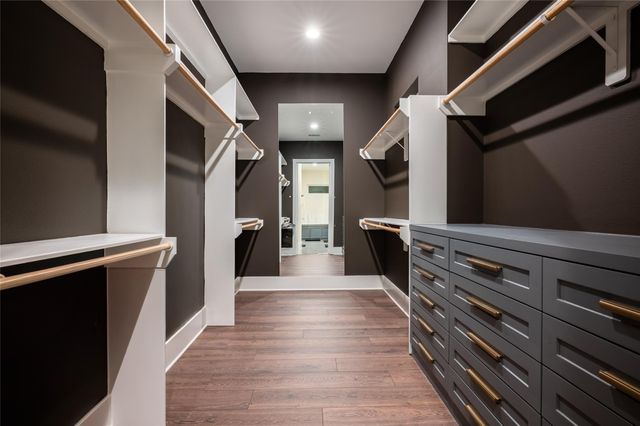 915 Thompson Street, Houston, TX 77007