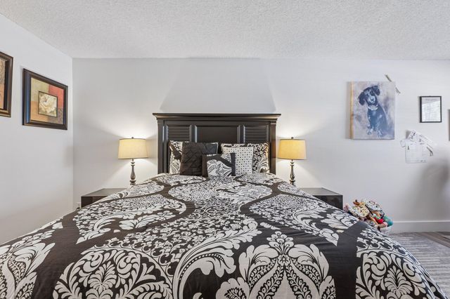 9625 NW 1st Court 11-101, Pembroke Pines, FL 33024