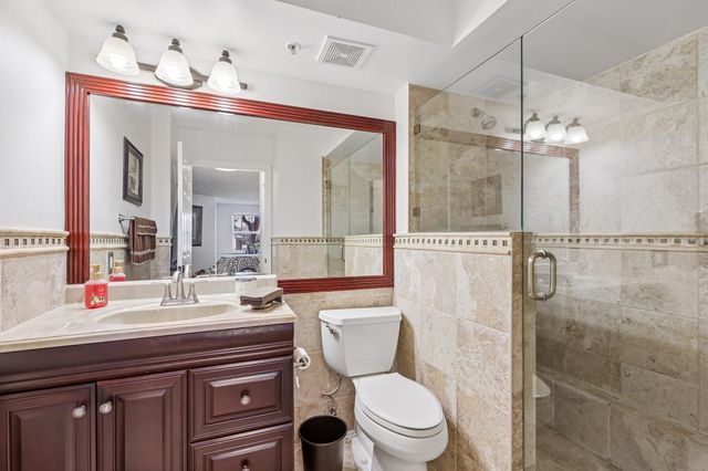 9625 NW 1st Court 11-101, Pembroke Pines, FL 33024