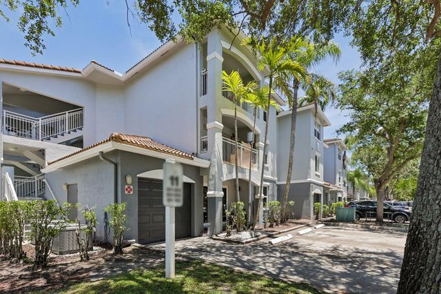 9625 NW 1st Court 11-101, Pembroke Pines, FL 33024