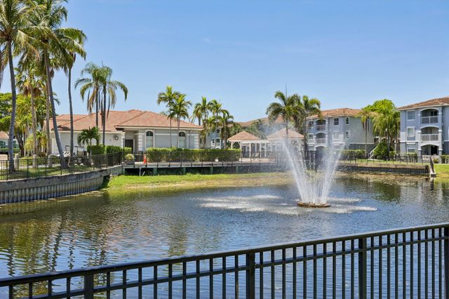 9625 NW 1st Court 11-101, Pembroke Pines, FL 33024