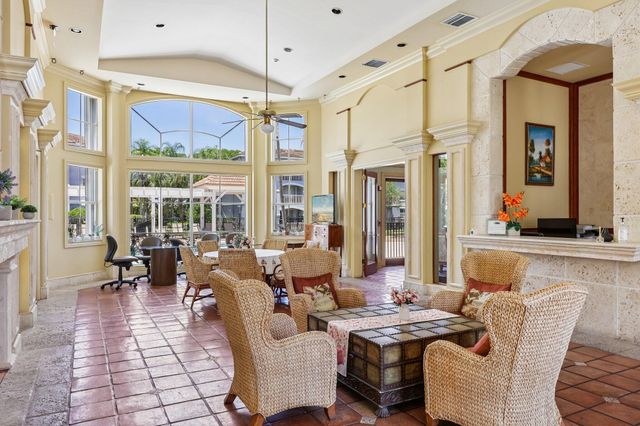 9625 NW 1st Court 11-101, Pembroke Pines, FL 33024