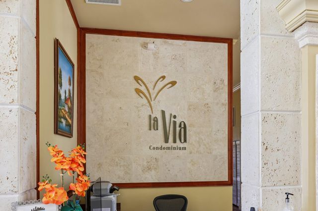 9625 NW 1st Court 11-101, Pembroke Pines, FL 33024