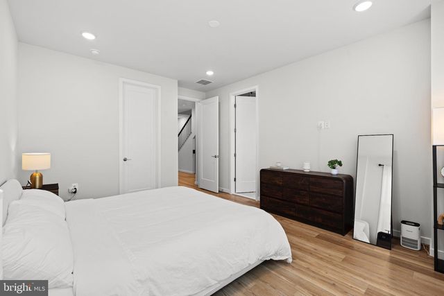 1612 FELLOWSHIP SQ, Reston, VA 20190